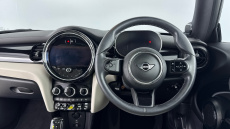 MINI Hatchback 135kW Cooper S Level 3 33kWh 3dr Auto Electric Hatchback